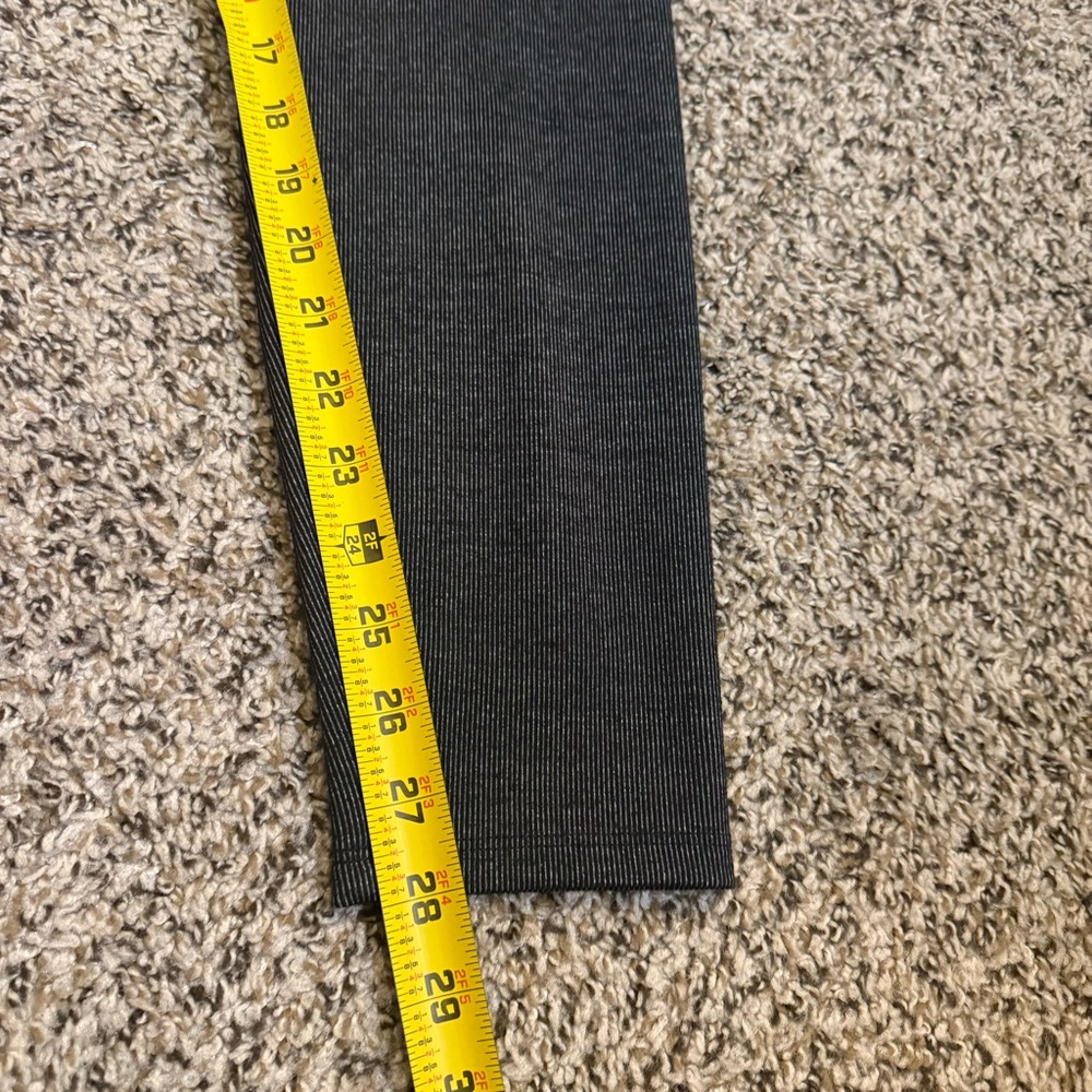 LYSSÉ New York Charcoal Gray Stretch Work Attire Leggings Womens Size Medium - Picture 5 of 9